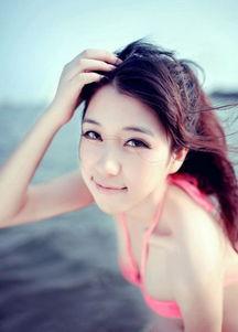 纪凯婷最新照片,优雅魅力尽显，时尚风采依旧”